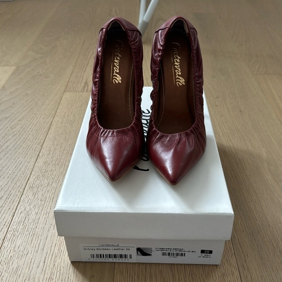 Brand new burgundy stretch stiletto heels from L’intervalle. EU 39 - Picture 1 of 3
